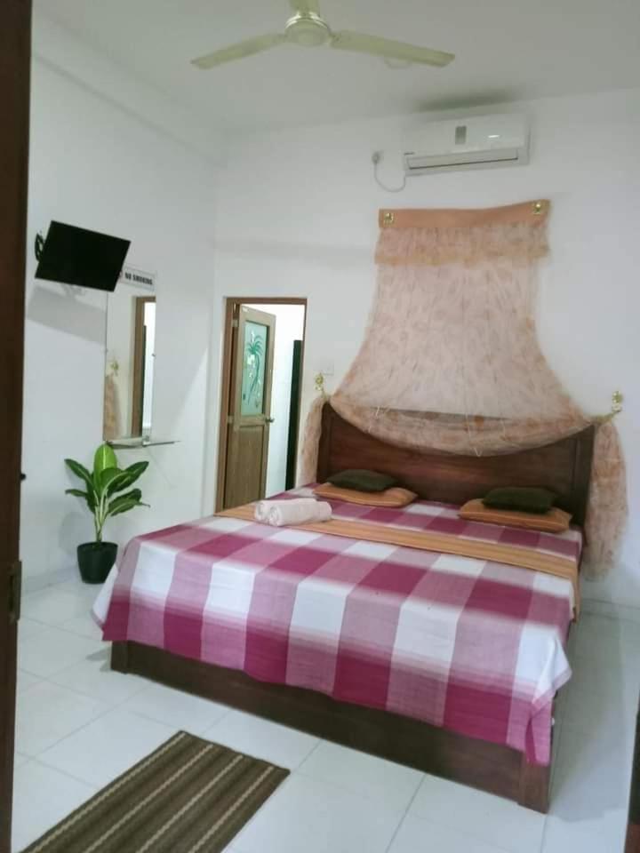 Dinimuthu Rest Inn Wellawaya Buitenkant foto